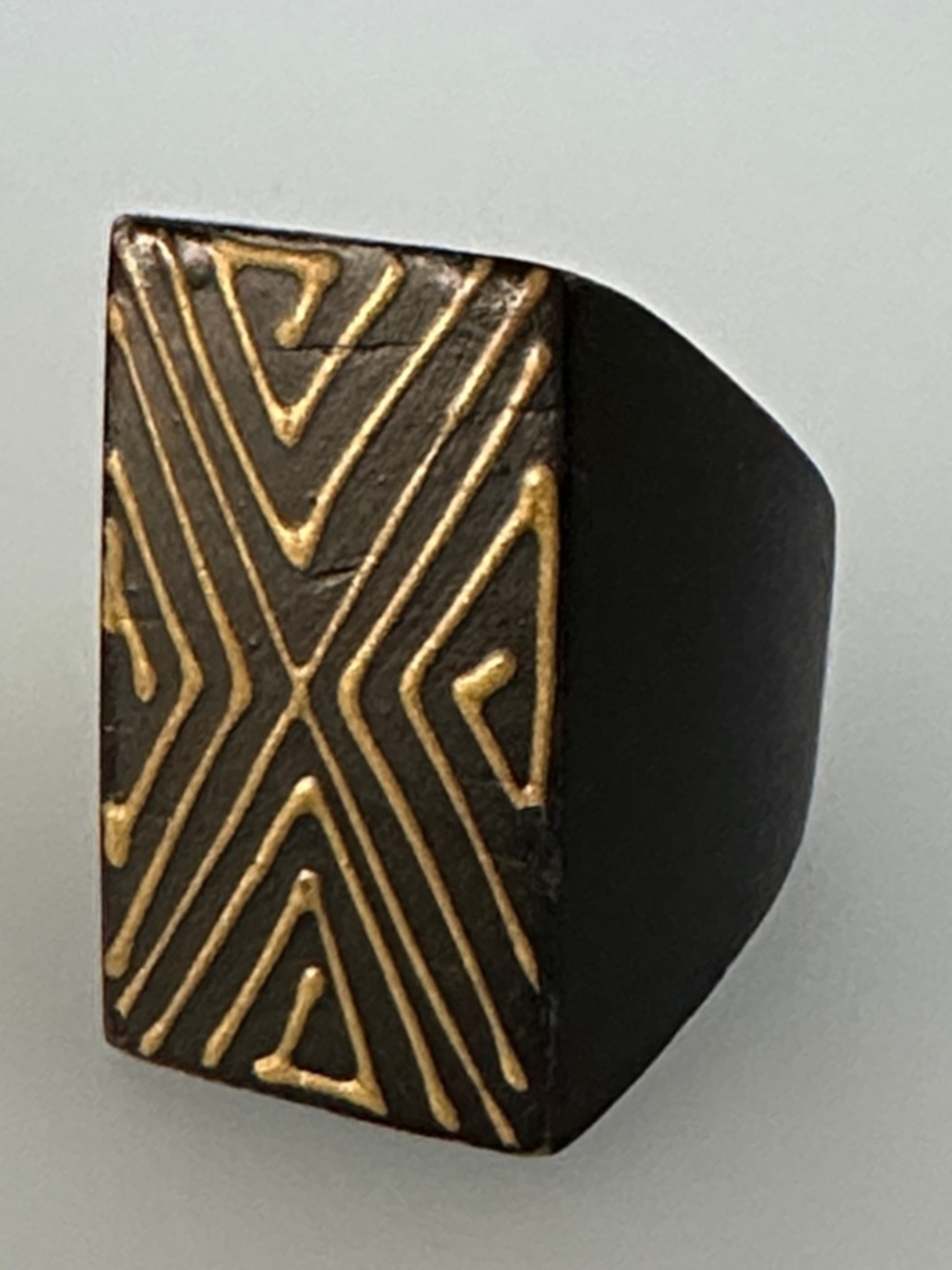 artesian Black and Gold Geometric Signet Ring